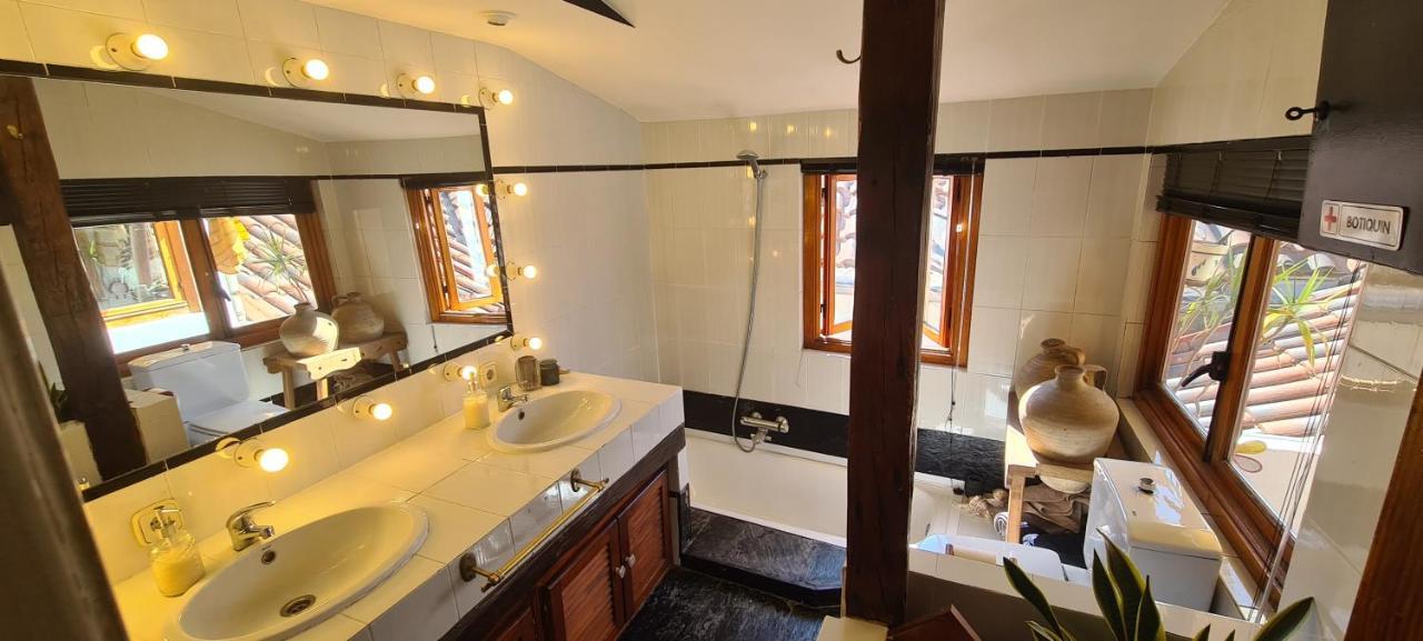 Duplex Con Garaje En Malasana มาดริด ภายนอก รูปภาพ
